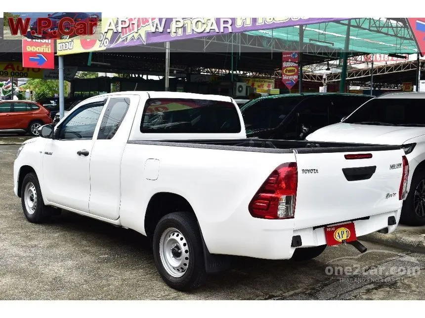 2018 Toyota Hilux Revo J Pickup