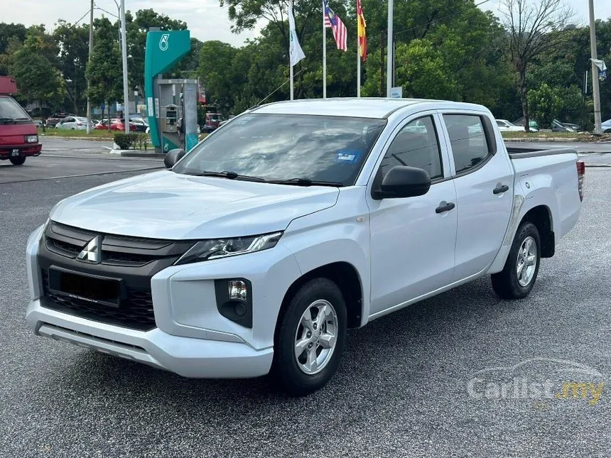 2020 Mitsubishi Triton Quest Dual Cab Pickup Truck