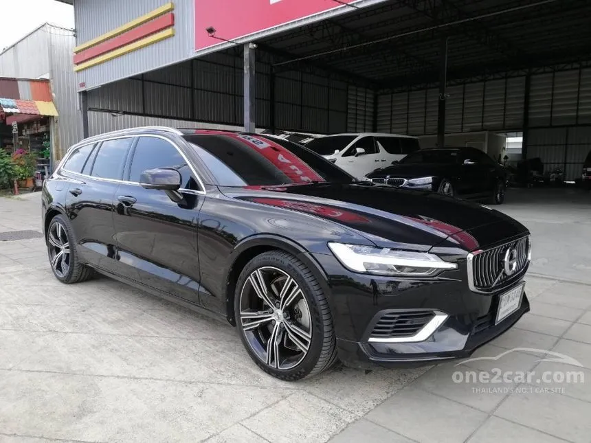 2022 Volvo V60 Recharge T8 Inscription Wagon