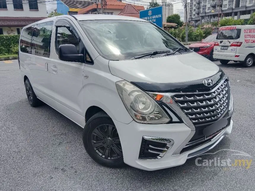 2017 Hyundai Grand Starex Royale MPV