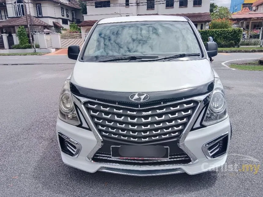 2017 Hyundai Grand Starex Royale MPV