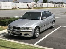 2000 BMW 328i 2.8 Sedan