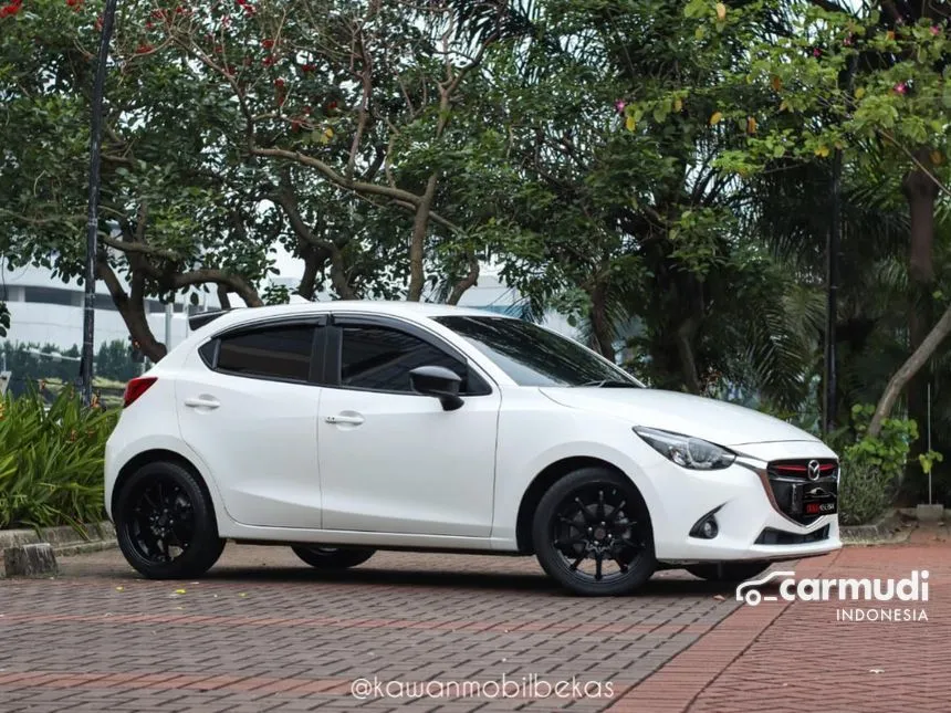 2016 Mazda 2 R Hatchback