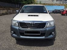 2014 Toyota Hilux 3.0 G VNT Pickup Truck