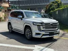 2023 BLACK INT DIESEL TWIN TURBO COOLBOX MODELLISTA BODYKIT 360CAM REAR ENTERTAINMENT JBL BSM PRE CRASH Toyota Land Cruiser 3.3 ZX UNREG