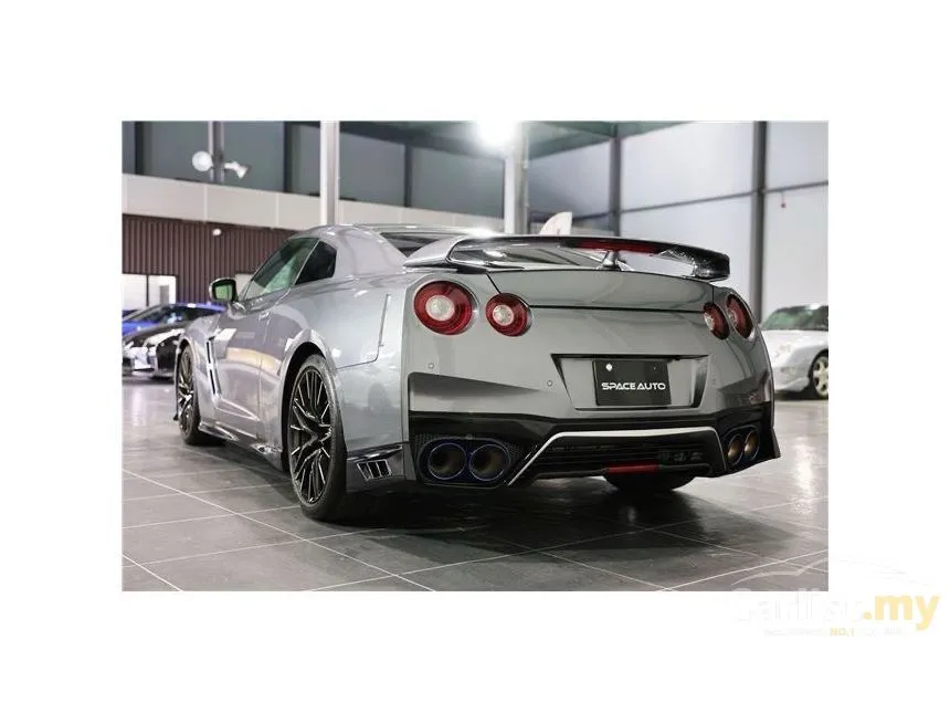 2021 Nissan GT-R Coupe