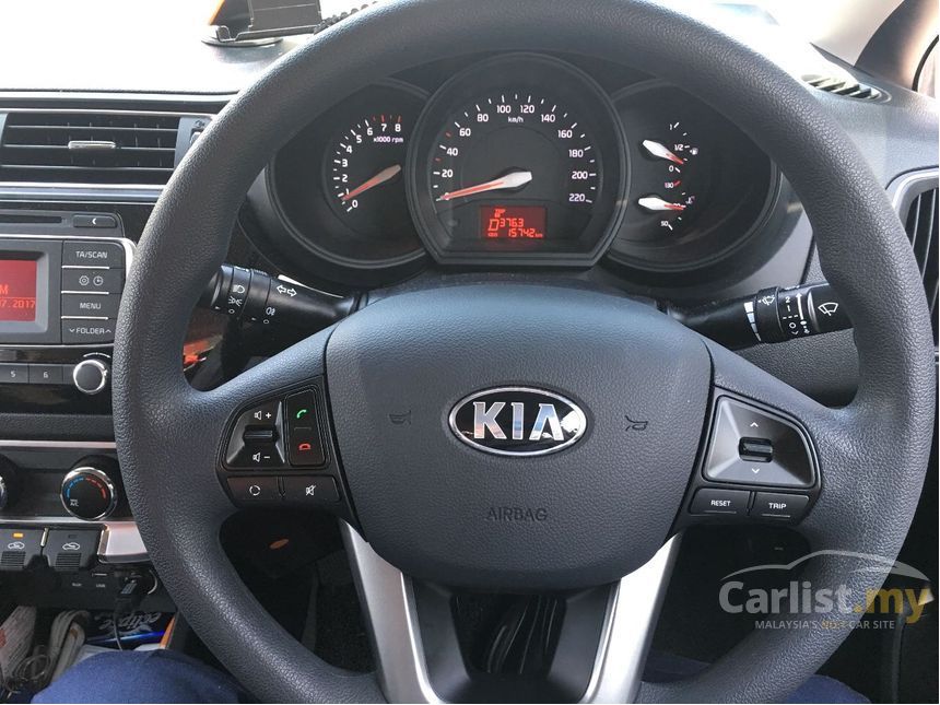 2016 Kia Rio SX Hatchback