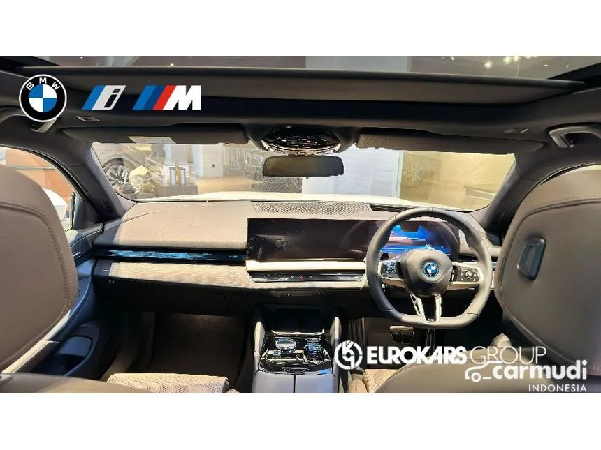 2025 BMW i5 eDrive40 M Sport Sedan