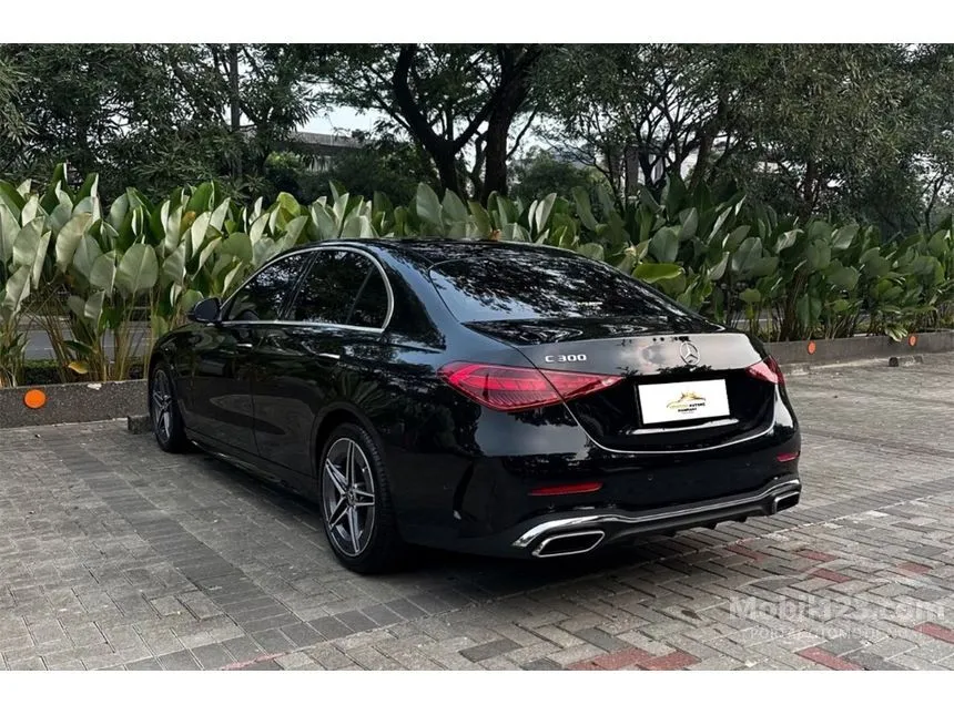2024 Mercedes-Benz C300 AMG Line Sedan
