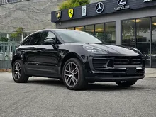 FACELIFT, GRADE 5A, 2022 Porsche Macan, NO Sunroof, PDLS+, 4 Cam, 18k KM, 2.0, SUV, 2 Tone Interior, Memory Seat, Luxury, Japan Spec