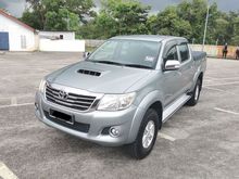 2014 Toyota Hilux 2.5 G VNT Pickup Truck