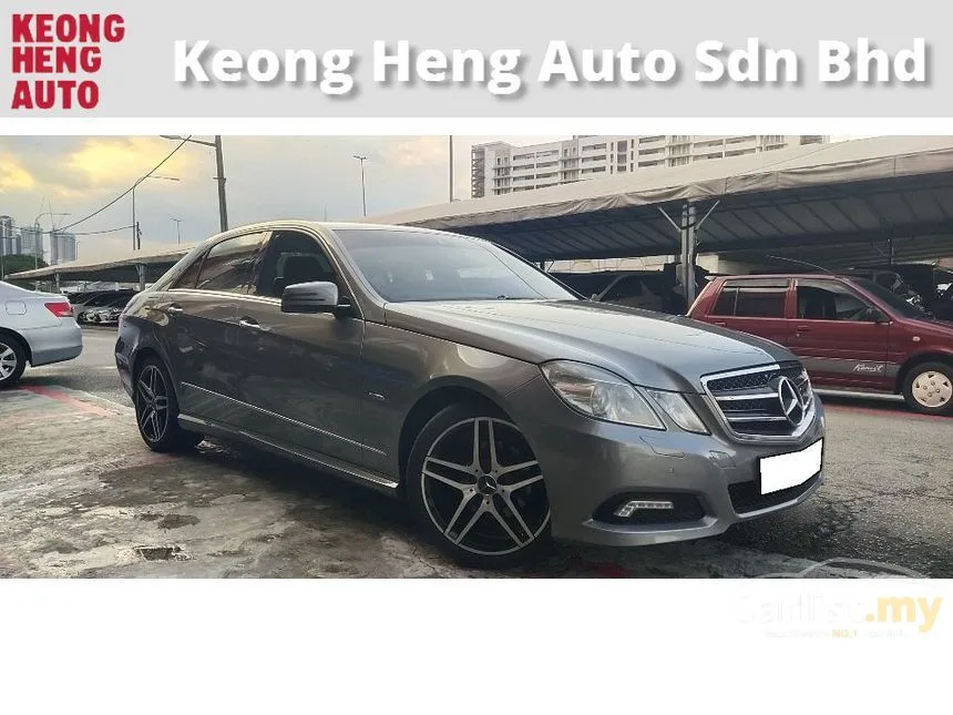 2010 Mercedes-Benz E200 Elegance CGI Sedan