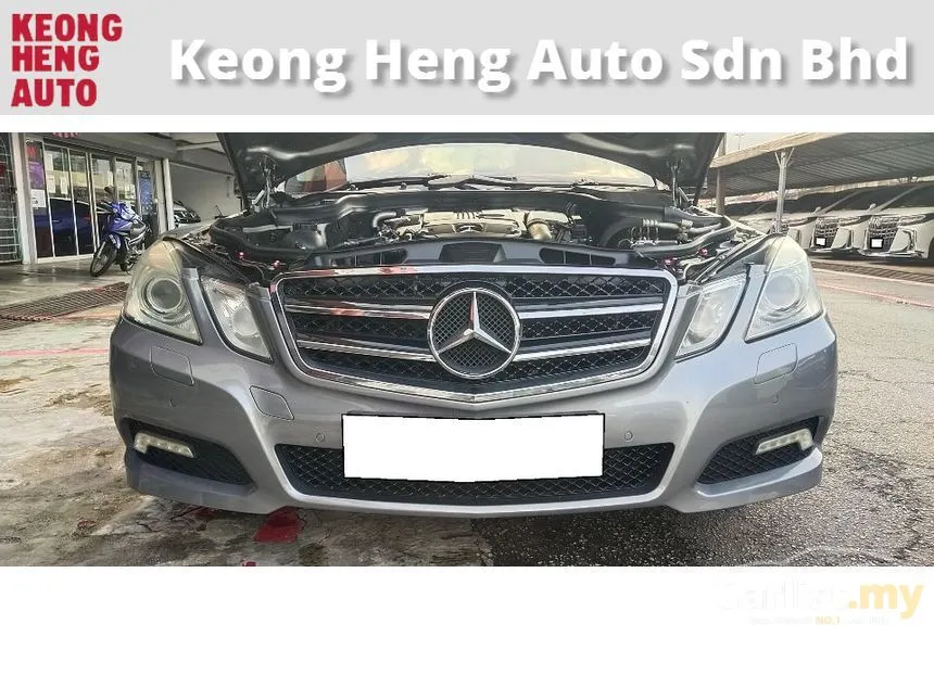 2010 Mercedes-Benz E200 Elegance CGI Sedan