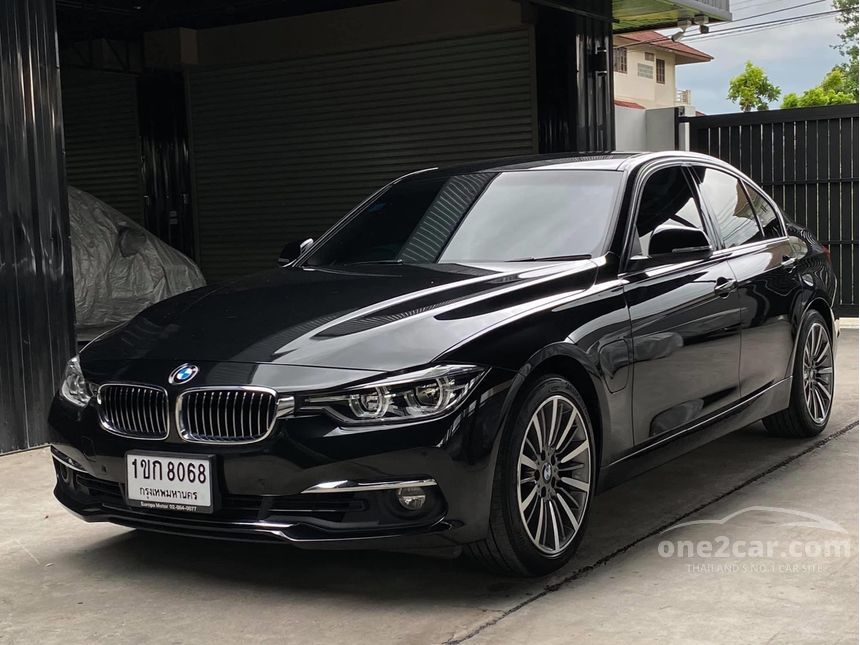 BMW 330e 2017 2.0 in กรุงเทพและปริมณฑล Automatic Sedan สีดำ for