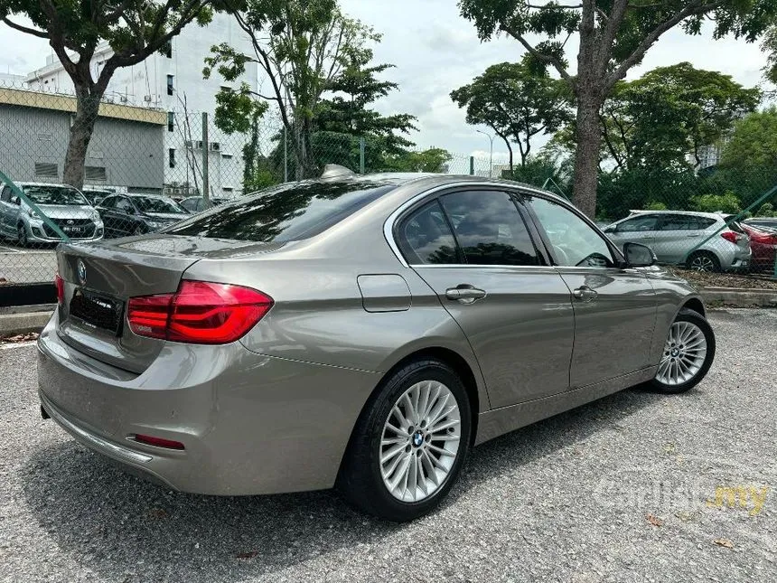 2016 BMW 318i Luxury Sedan