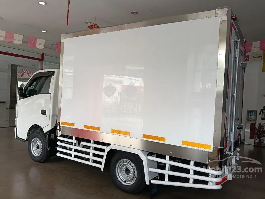 2025 Isuzu Traga Box Semi Aluminium Pickup