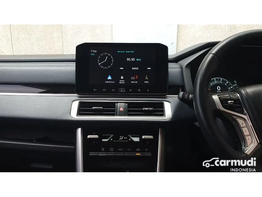 2023 Mitsubishi Xpander Cross Premium MPV