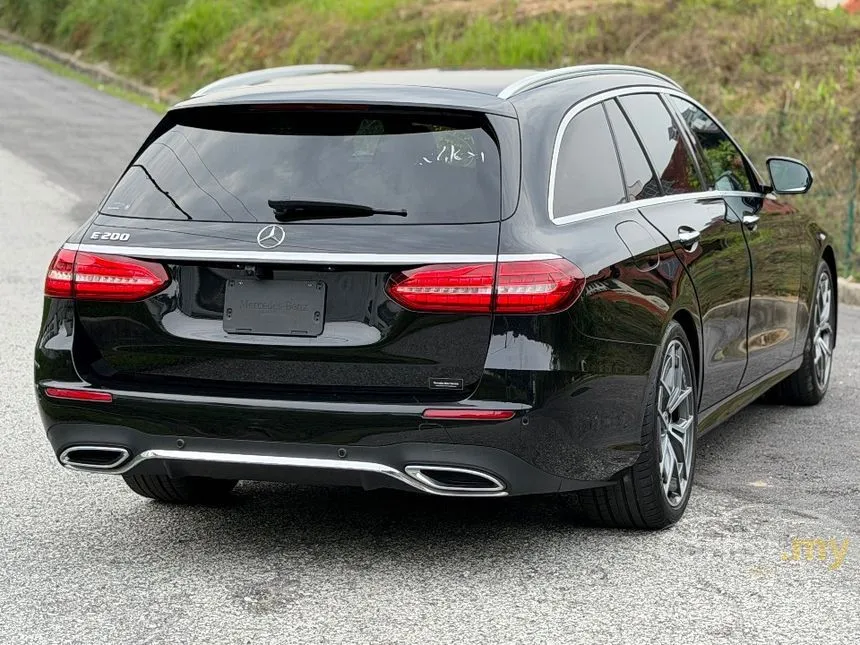 2021 Mercedes-Benz E200 AMG Sedan