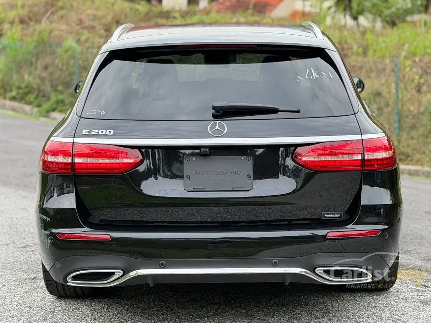 2021 Mercedes-Benz E200 AMG Sedan