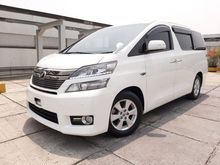 2013 Toyota Vellfire 2.4 X Van Wagon