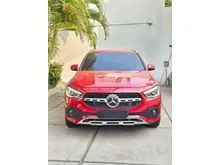 2020 Mercedes-Benz GLA200 1.3 Progressive Line SUV (Faktur 2021) Red on Black Odo 39 Rb (TERMURAH)