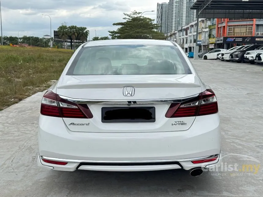 2017 Honda Accord VTi-L Sedan