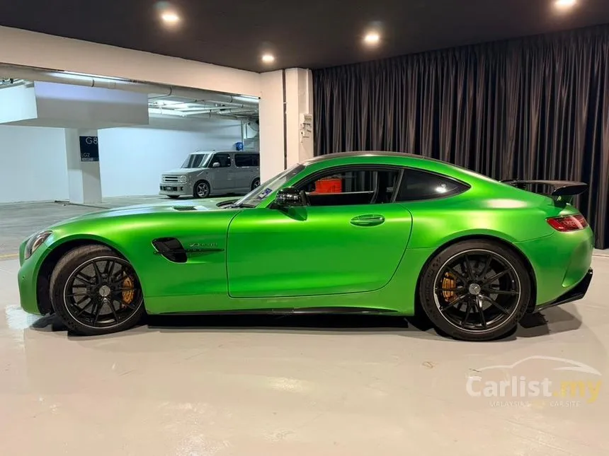 2017 Mercedes-Benz AMG GT R Coupe