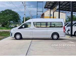 2021 Toyota Commuter 2.8 Van