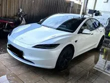2025 TESLA Model 3 0.0 Standard Range Sedan