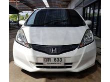 2011 Honda Jazz 1.5 (ปี 08-14) S i-VTEC Hatchback AT