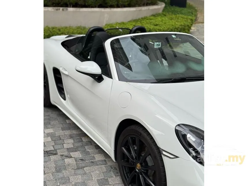 2021 Porsche 718 Boxster Convertible