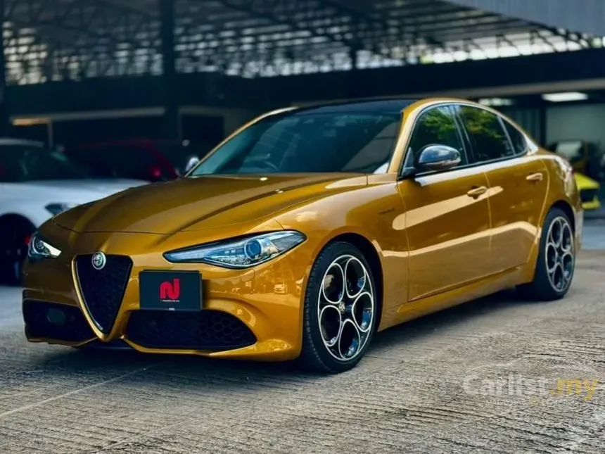 2022 Alfa Romeo Giulia Veloce Sedan