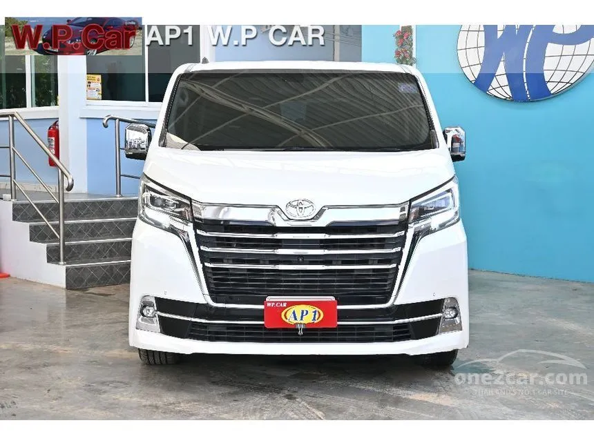 2020 Toyota Majesty Premium Van