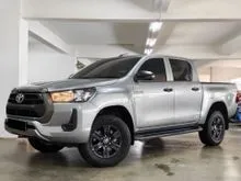 2023 Toyota Hilux 2.4 E Dual Cab Pickup / FULL SERVICE RECORD / 48K KM / ORIGINAL PAINT / POWER & ECO MODE / SUPER CARKING / 3 YEARS WARRANTY