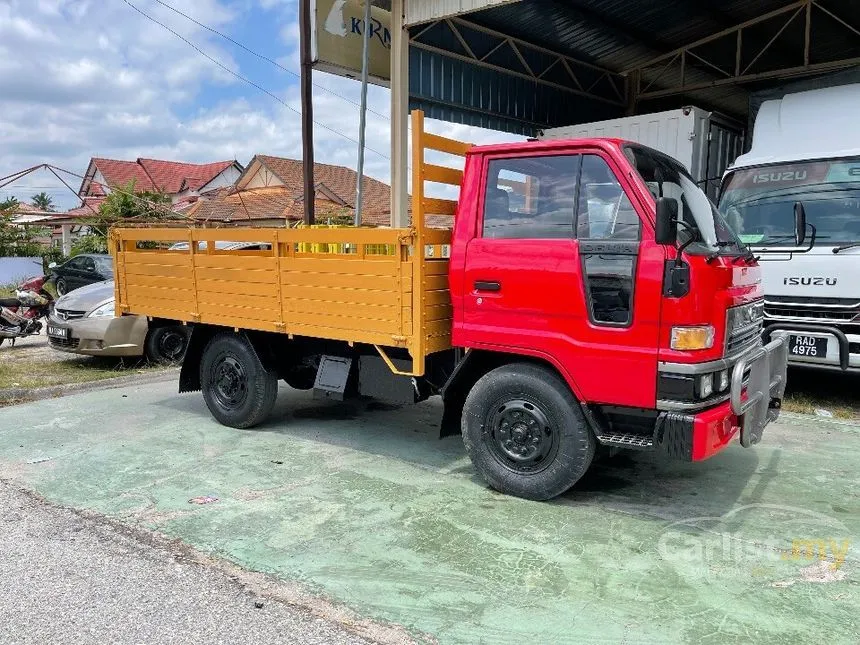 2005 Daihatsu Delta Lorry