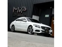 2018 Mercedes-Benz C350 2.0 W205 (ปี 14-22) e Avantgarde Sedan