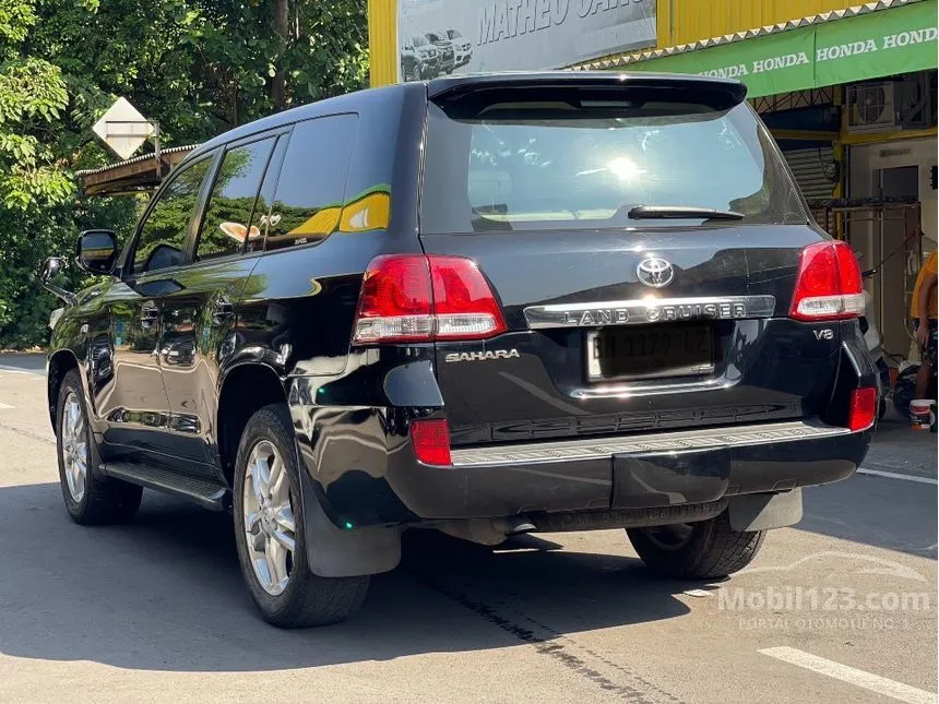 2010 Toyota Land Cruiser 200 Full spec SUV