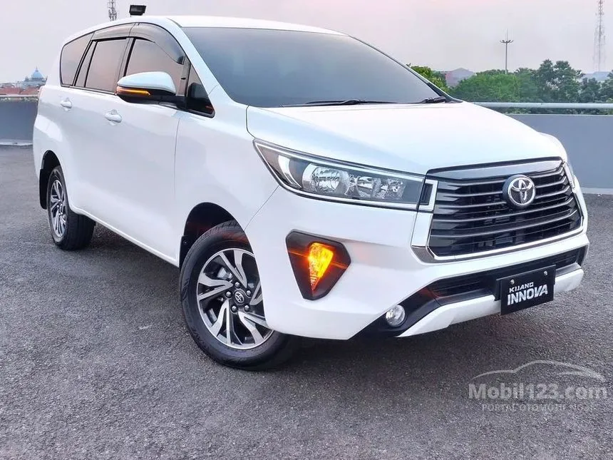 Jual Mobil Toyota Kijang Innova 2024 G 2.4 di DKI Jakarta Manual MPV Putih Rp 359.100.000