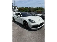 2017 Porsche Panamera 4.0 Turbo Hatchback