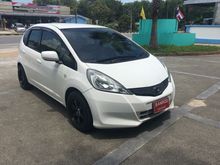 2011 Honda Jazz 1.5 (ปี 08-14) S i-VTEC Hatchback AT