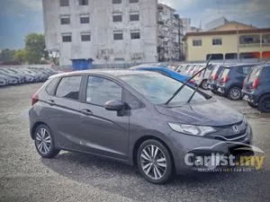 2016 Honda Jazz 1.5 V Hatchback