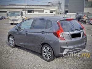 2016 Honda Jazz 1.5 V Hatchback