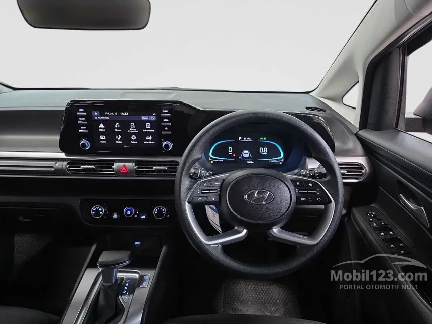 2025 Hyundai Stargazer Essential MPV