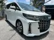 Recon 2019 Toyota Alphard 2.5 SC**HIGH SPEC**PILOT SEAT**FULL LEATHER**LOW MILEAGE**SHOWROOM CONDITION