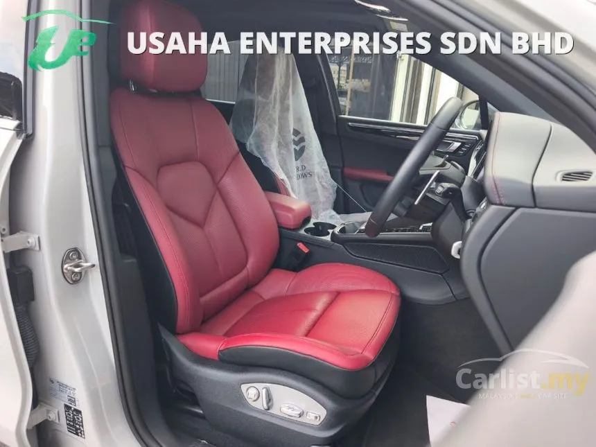 2024 Porsche Macan SUV