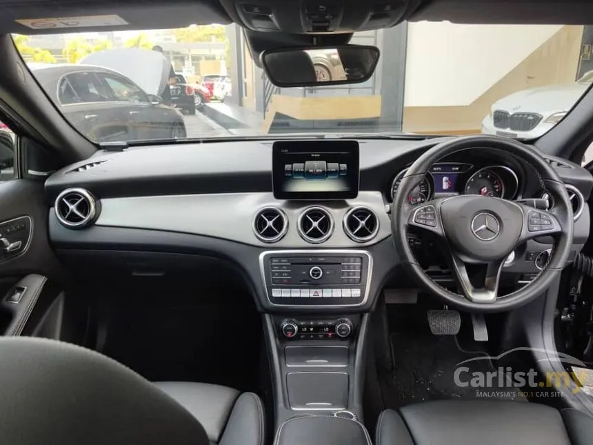2019 Mercedes-Benz GLA220 4MATIC SUV