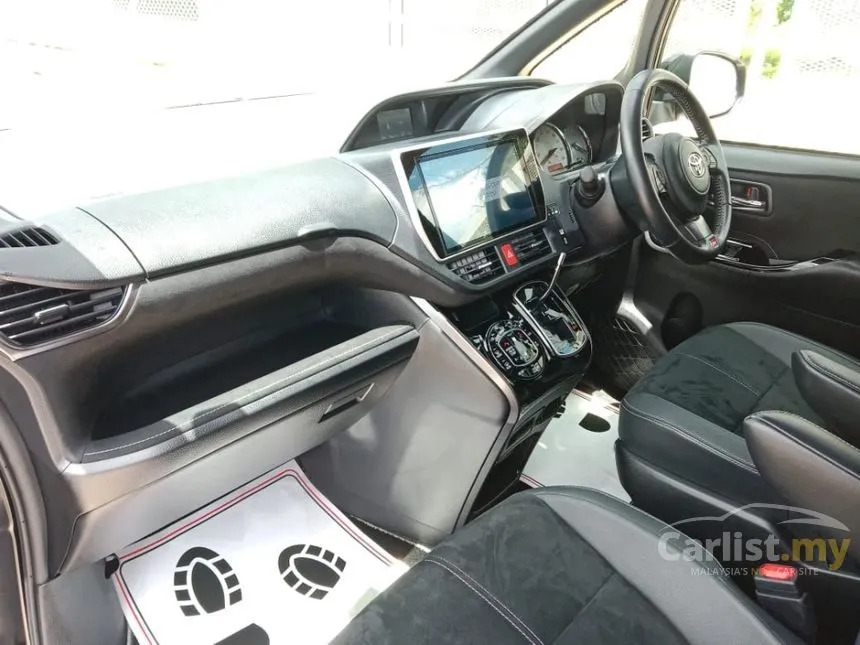 2020 Toyota Voxy ZS GR Sport MPV