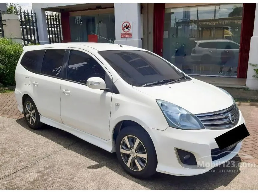 Jual Mobil Nissan Grand Livina 2012 XV 1.5 di Banten Automatic MPV Putih Rp 80.000.000