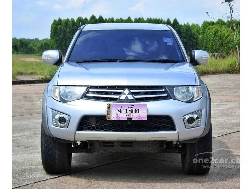 2013 Mitsubishi TRITON GLX Plus Mega Cab Pickup