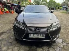 2014 Lexus ES 300h 2.5 Sedan